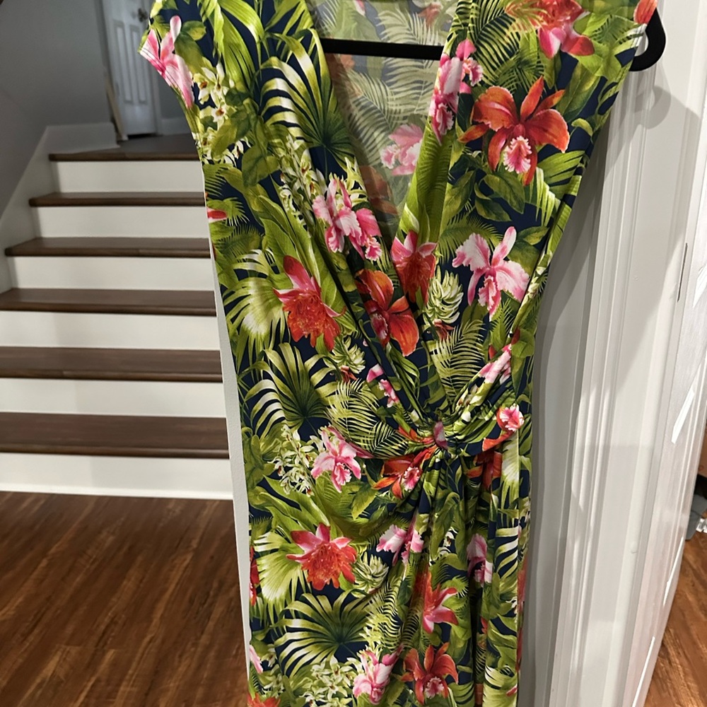 Tropical Floral Wrap Dress Tommy Bahama small $198